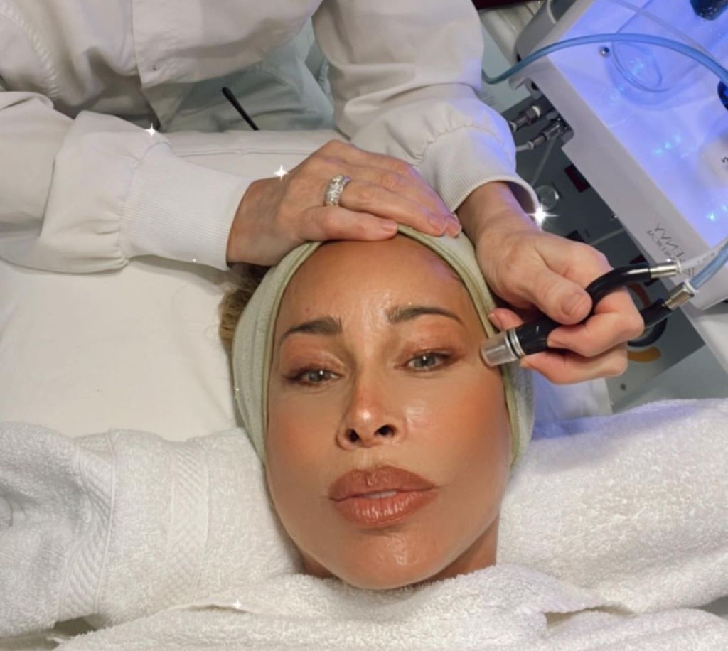 Faye Resnick in the skin care lab.